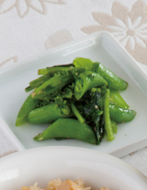 スナップえんどうと青菜の炒めもの