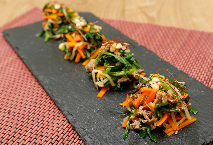 牛肉入りでおかずにもなるご馳走に！