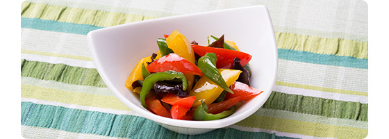 カラフルピーマンときくらげの甘辛炒め