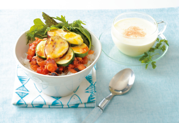 たこのトマト煮チーズどんぶり