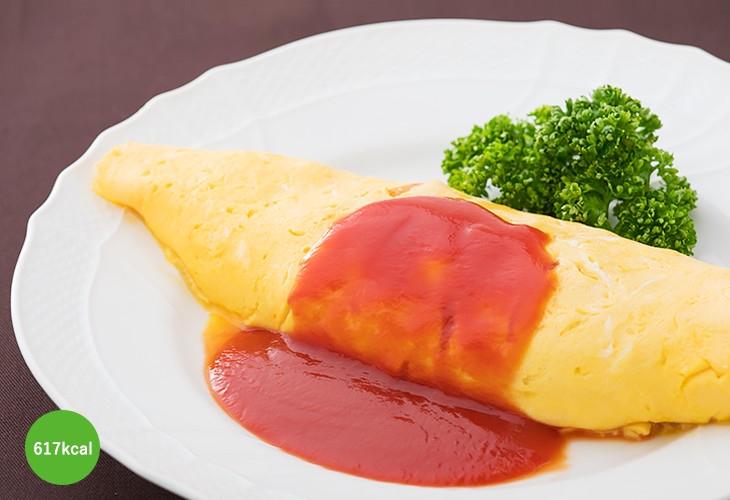 満足オムライス 617kcal