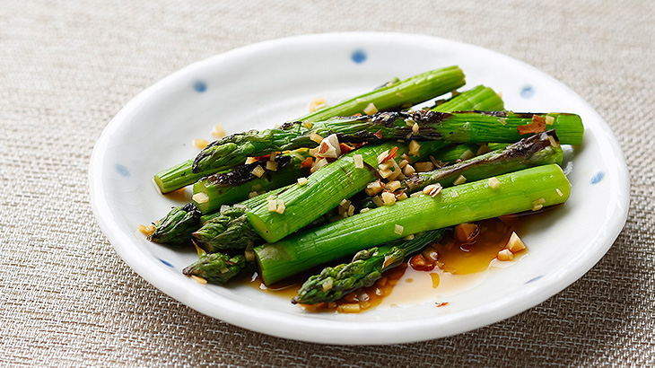 焼きアスパラの生姜醤油