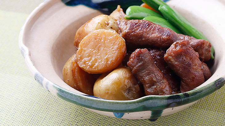 新じゃがと豚肉の甘辛煮