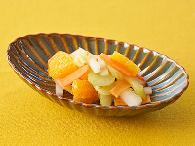 セロリとオレンジのマリネ