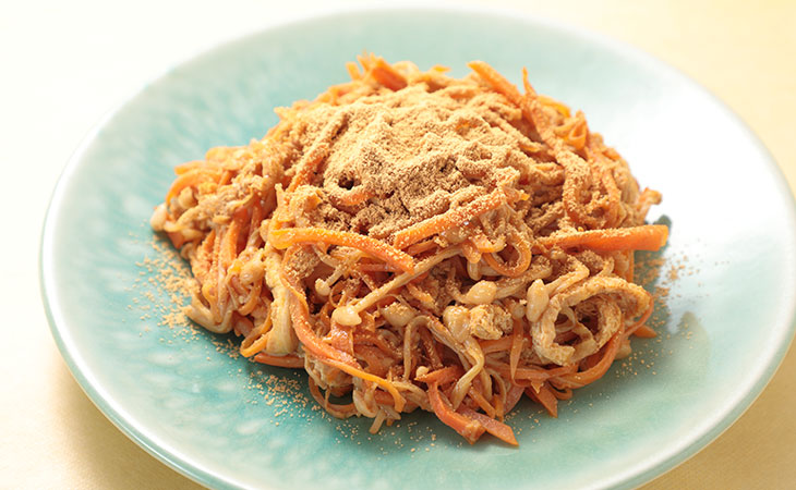 えのきとにんじんのきな粉炒め