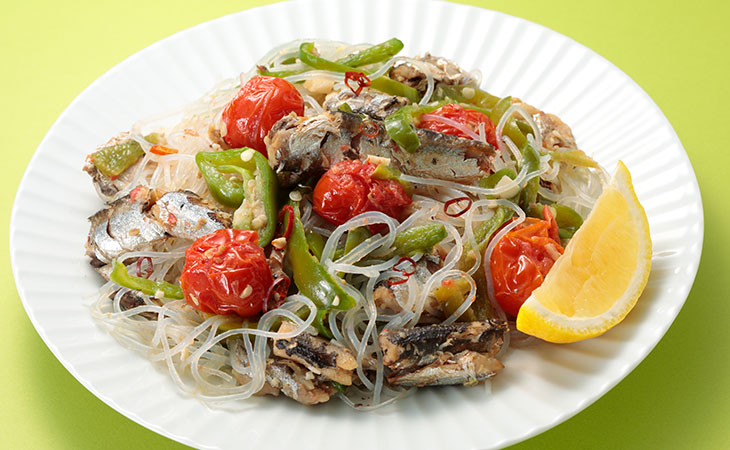 春雨とオイルサーディンのピリ辛炒め