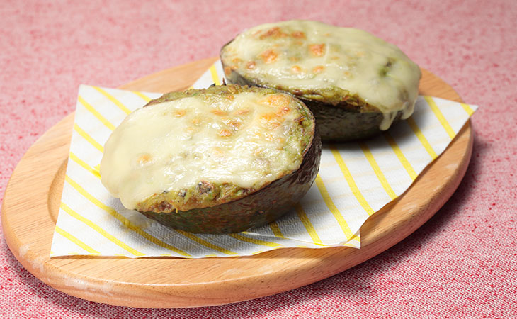 いわしとアボカドのグラタン